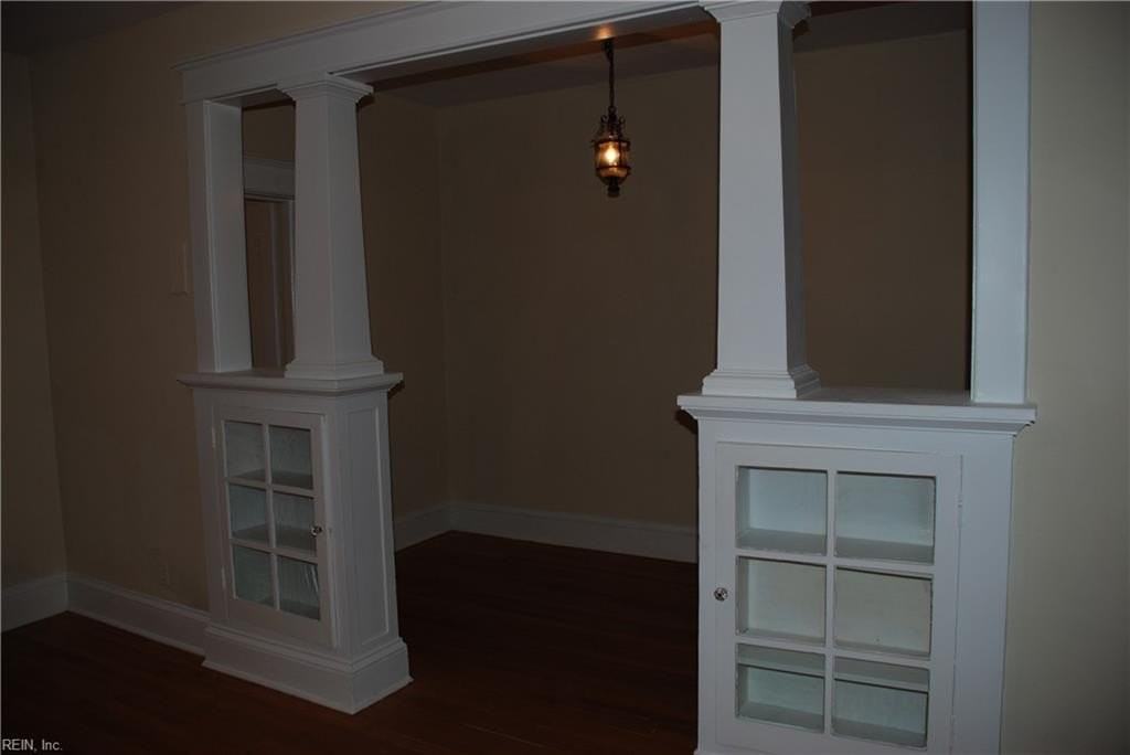 731 Shirley Ave #1 - Photo 4 of 9