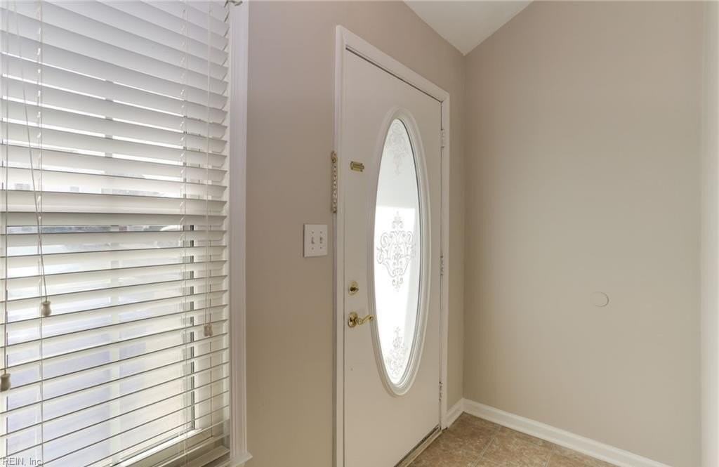 115 Squire Reach - Photo 2 of 13