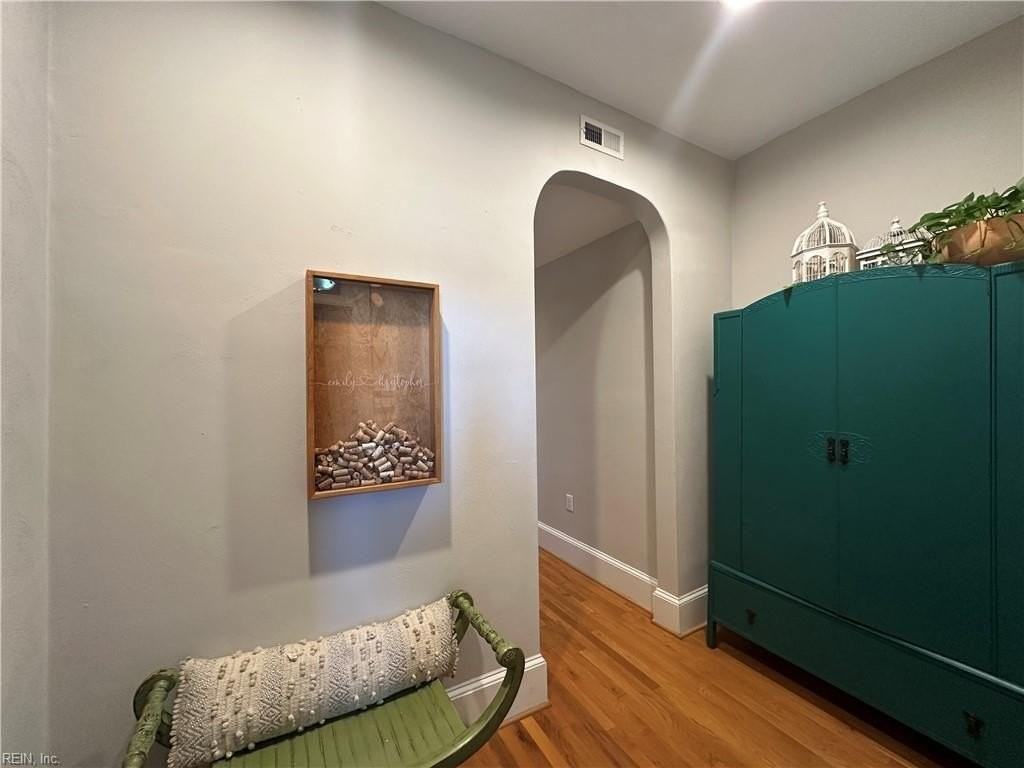 429 York St #3D - Photo 4 of 23
