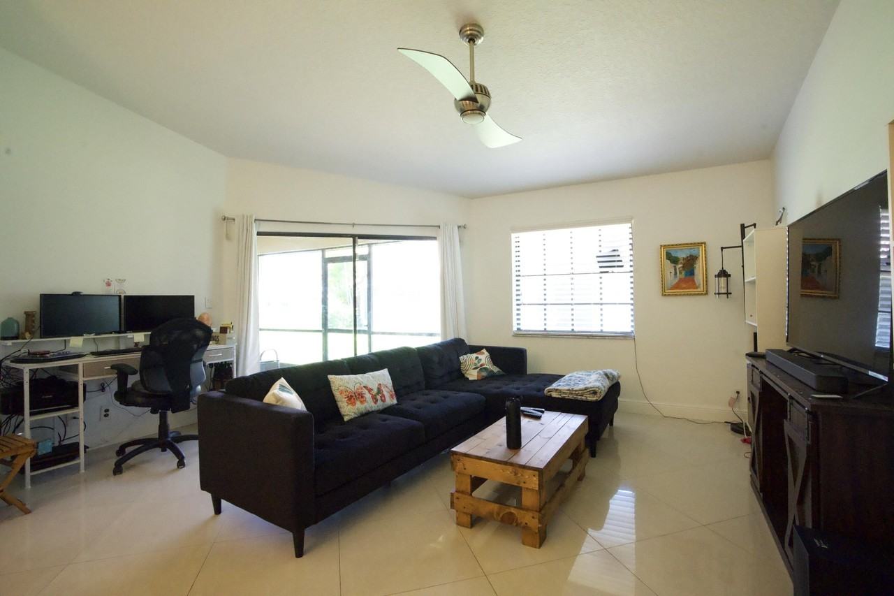 8989 W Sunrise Blvd - Photo 4 of 22