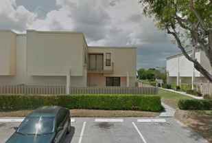 1604 Shaker Cir - Photo 1 of 1