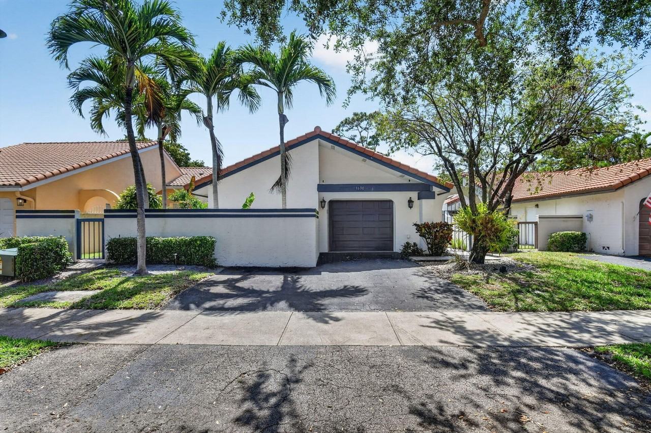 1630 Nw 22nd Ave - Photo 2 of 50