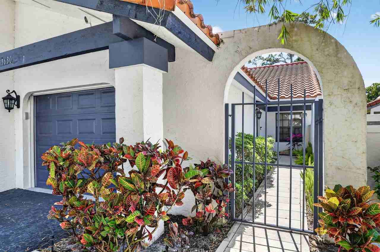 1630 Nw 22nd Ave - Photo 5 of 50