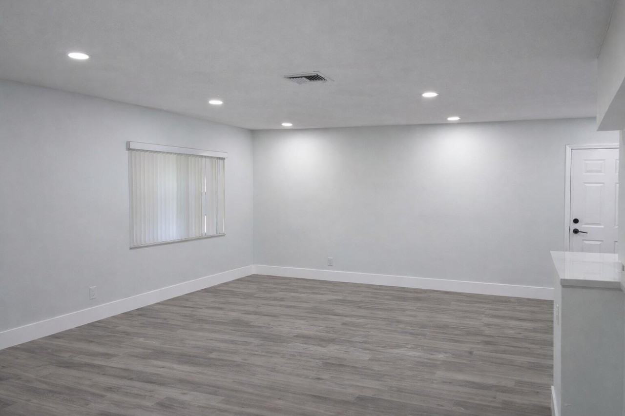2613 Sw Natura Ave - Photo 4 of 23