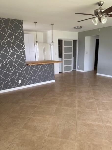 115 Lakes End Dr #D - Photo 4 of 21