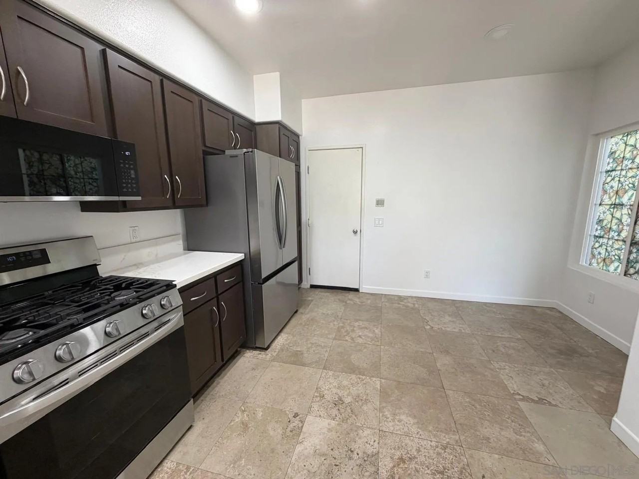 10931 Creekbridge Pl - Photo 3 of 44