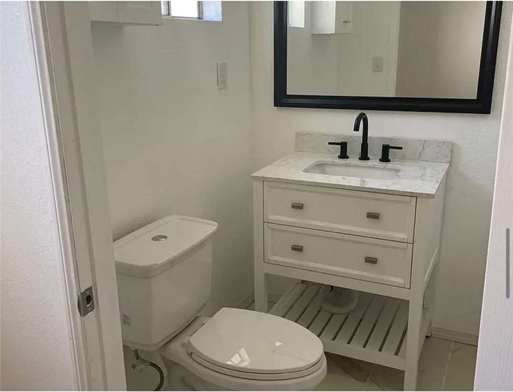 8724 Ruthelen St - Photo 3 of 8