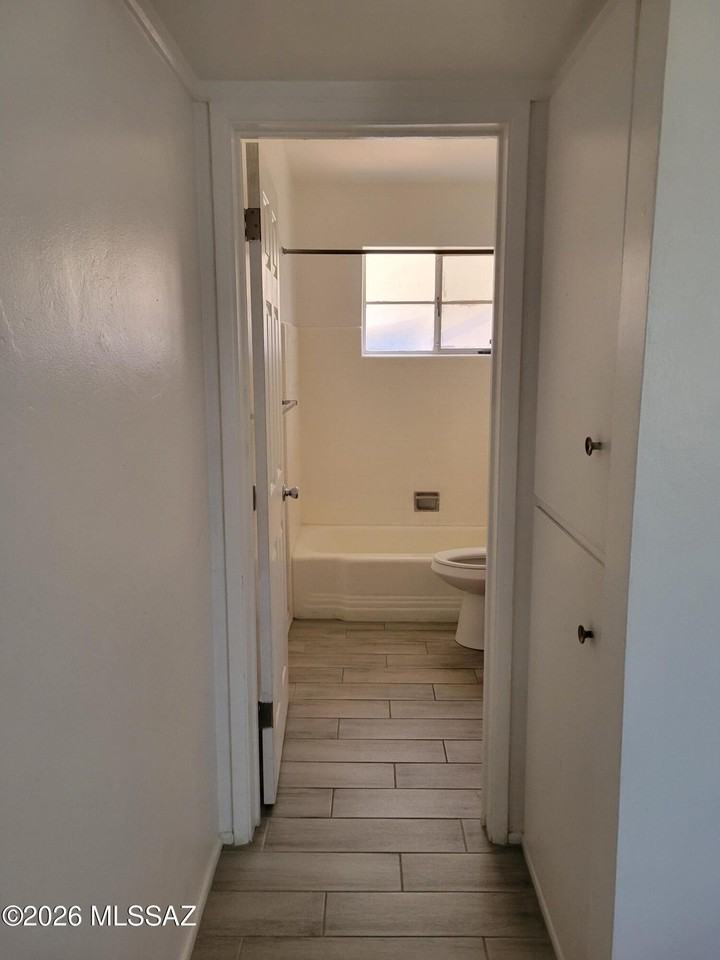 1733 E Hedrick Dr #C - Photo 6 of 14