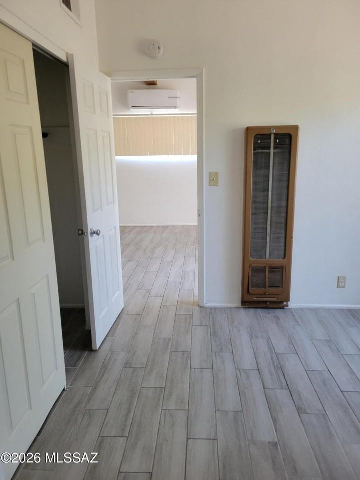 1733 E Hedrick Dr #C - Photo 7 of 14