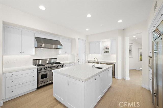 150 Sidney Bay Dr - Photo 4 of 8