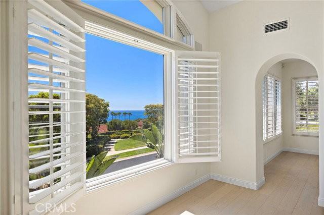 150 Sidney Bay Dr - Photo 7 of 8