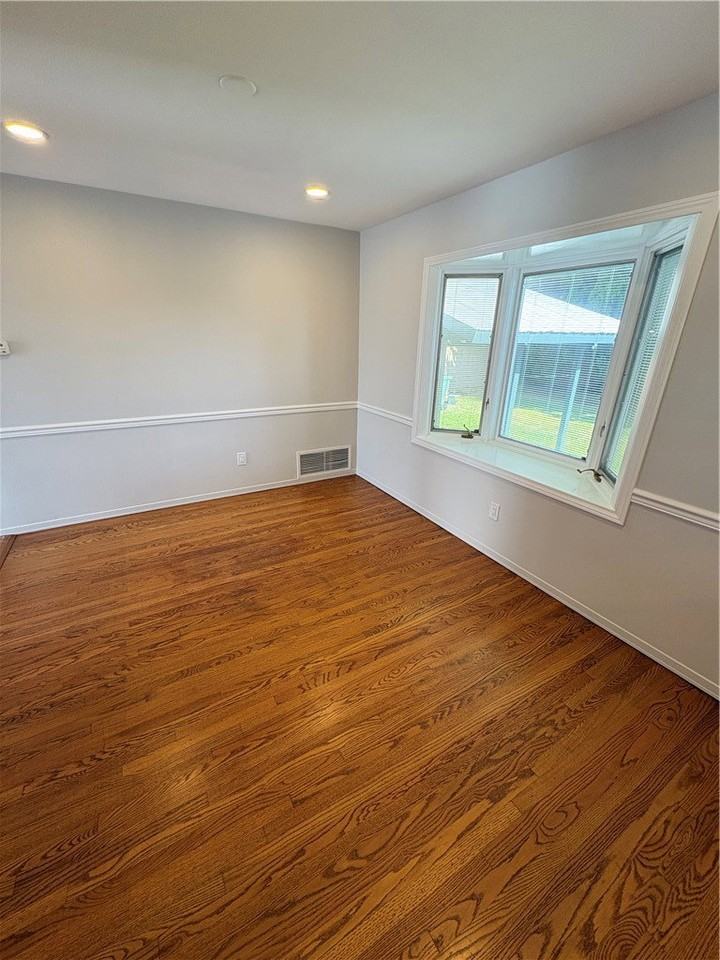 5902 Nordina Dr - Photo 7 of 8