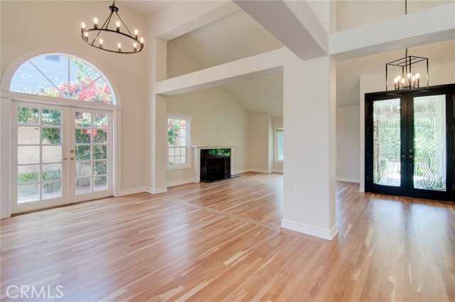 24261 Cascades Dr - Photo 6 of 8