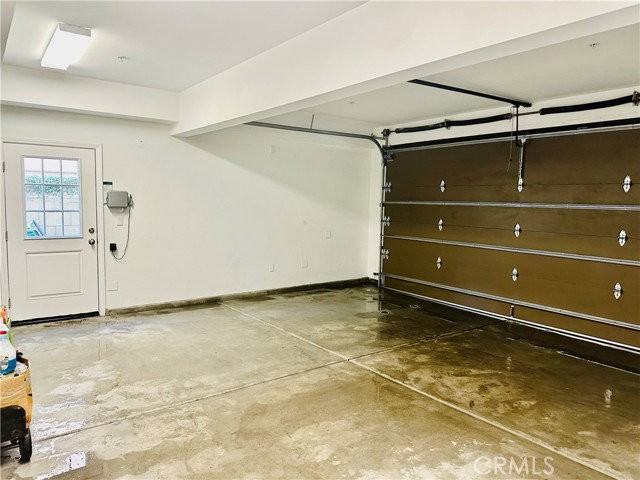 102 Chestnut Grv - Photo 7 of 8