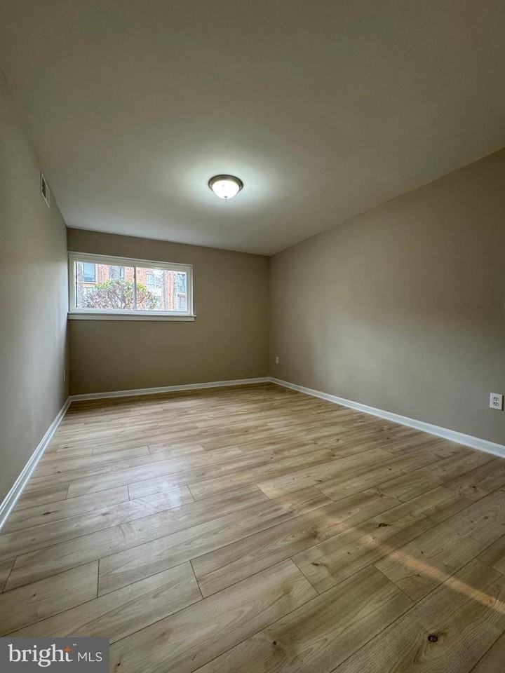 8433 Greenbelt Rd #8433T1 - Photo 7 of 12