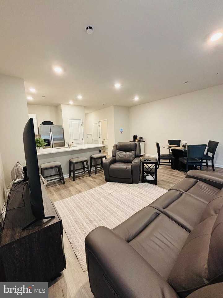 1178 Martin Rd - Photo 6 of 29