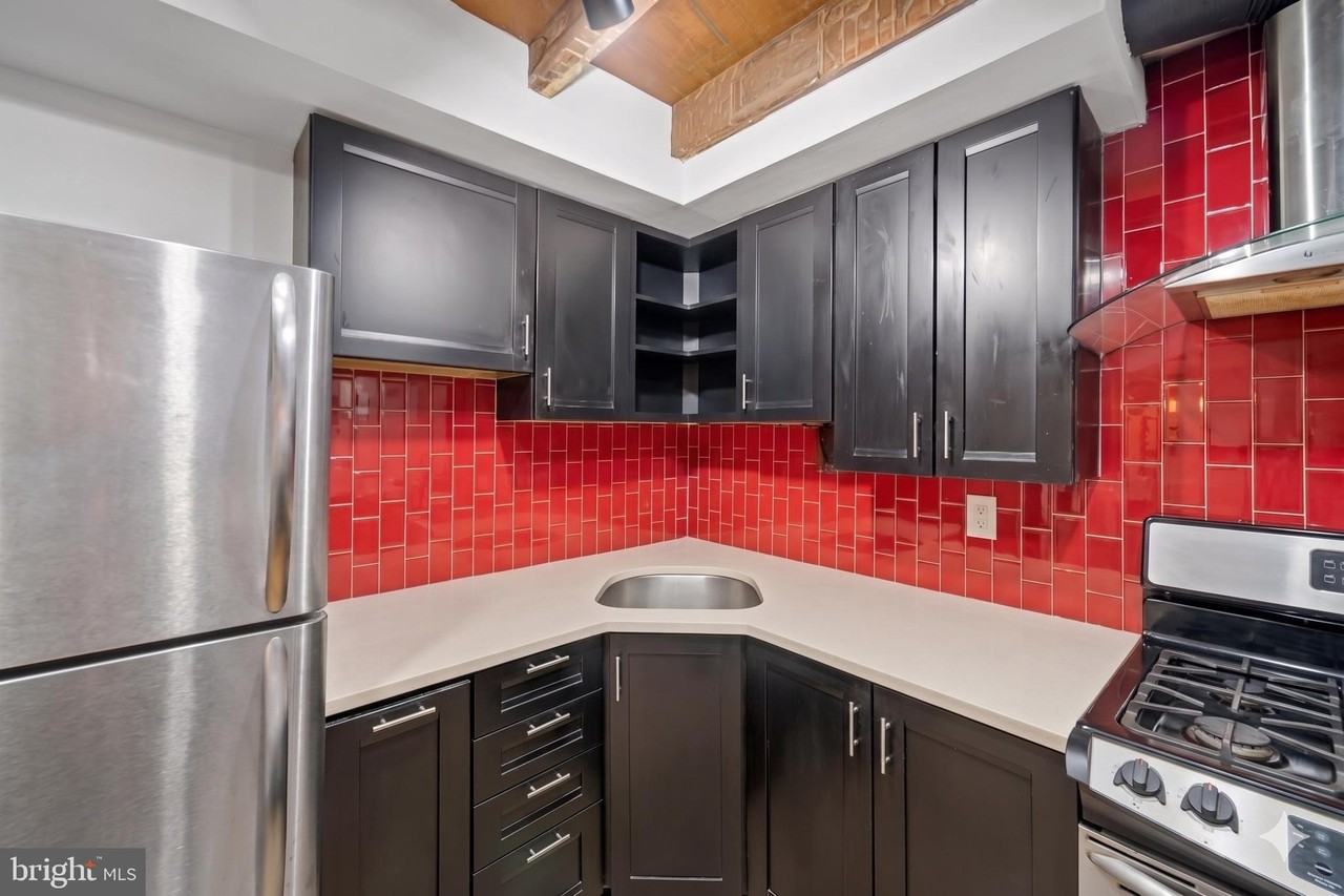 9 Bristow Pl - Photo 2 of 9