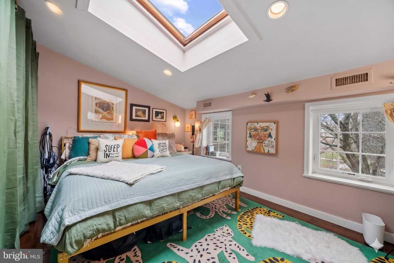 9 Bristow Pl - Photo 4 of 9