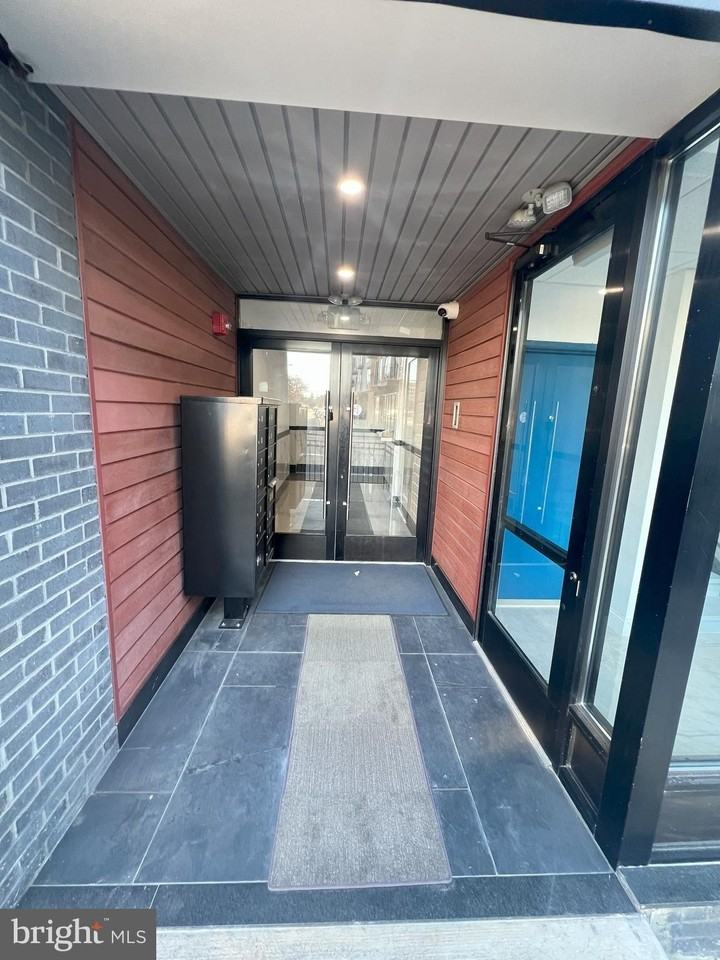 1611 Ridge Ave #1 - Photo 2 of 28
