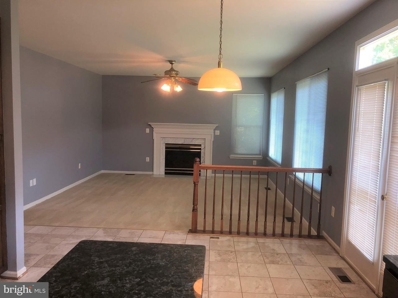 46902 Wesleyan Ct - Photo 4 of 34