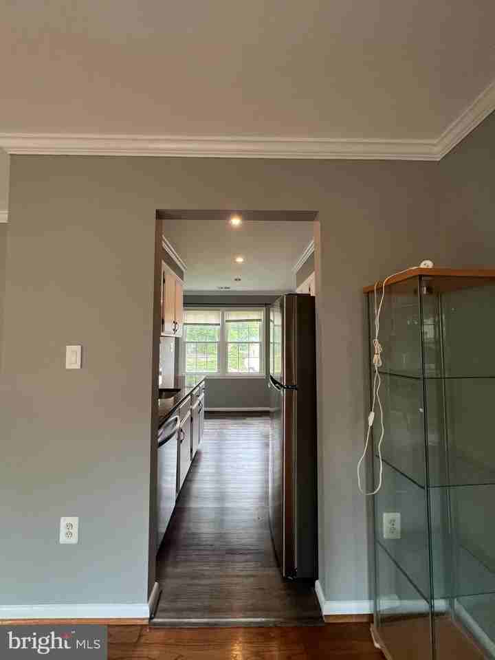 12320 Woodlawn Ct - Photo 7 of 28