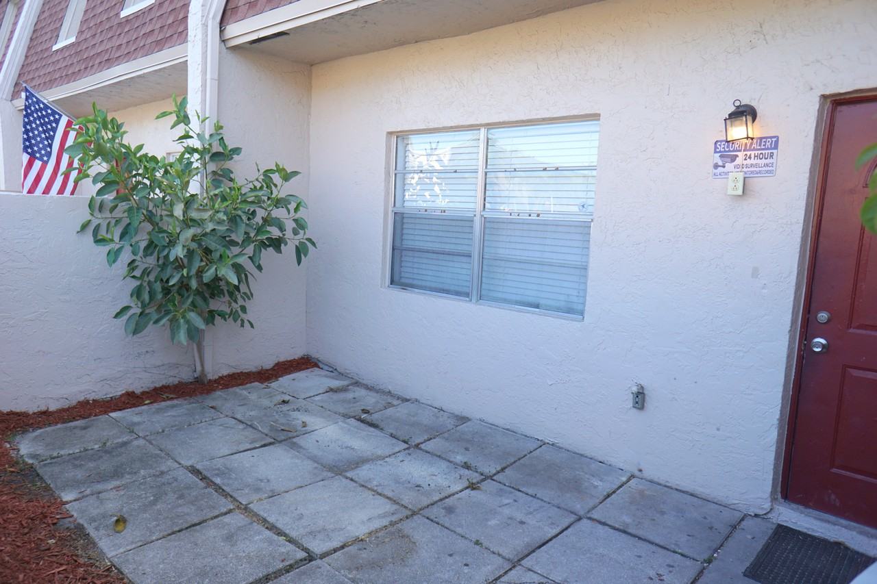 3313 Quail Close #3313 - Photo 2 of 30