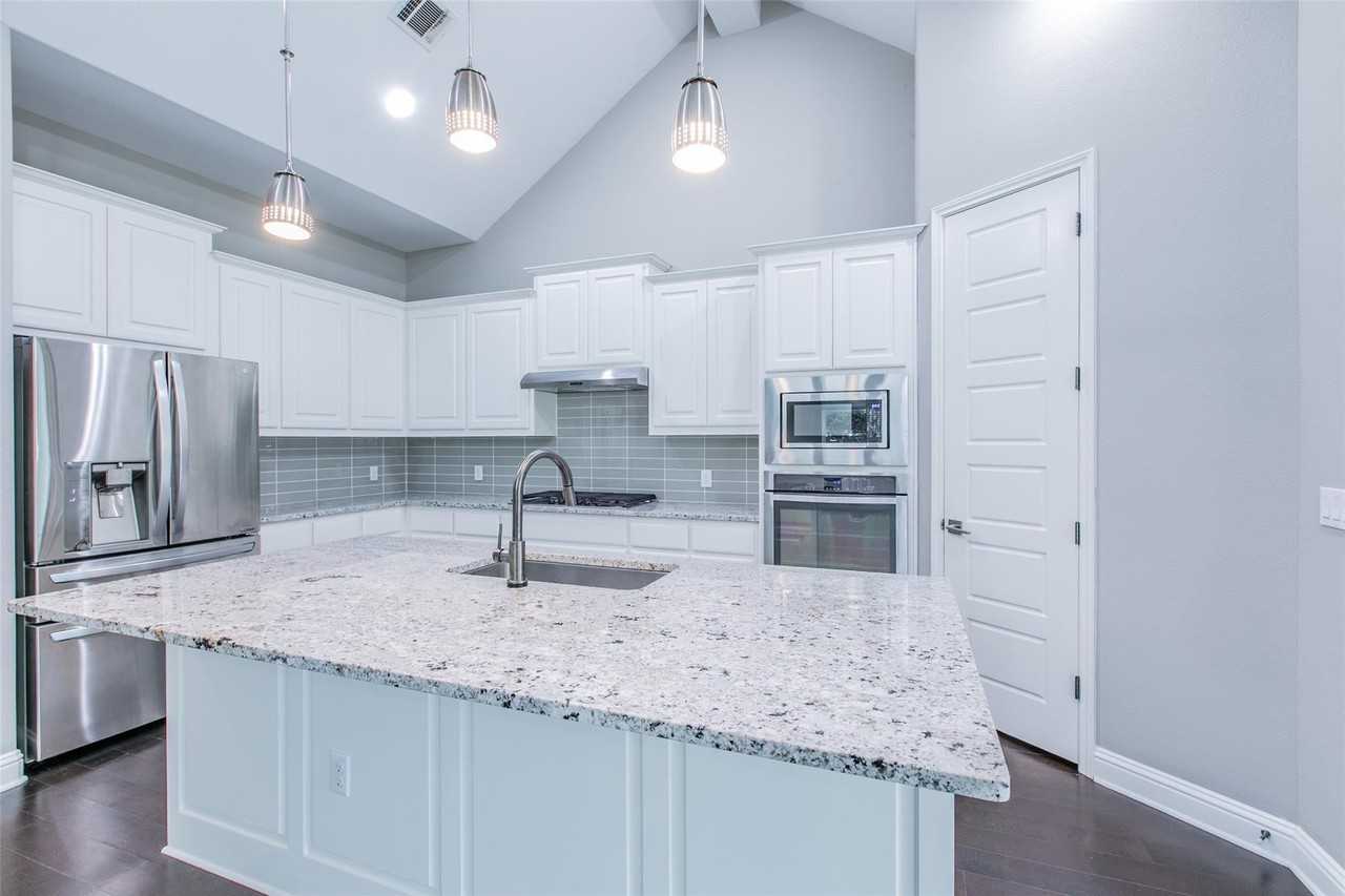 5121 Cornflower Dr - Photo 7 of 27