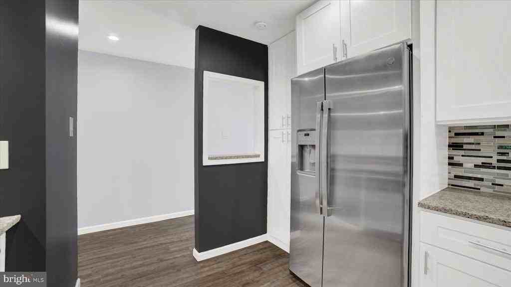 221 Allem Ln - Photo 3 of 18