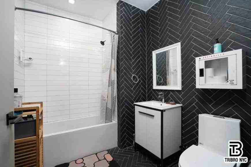 1068 Putnam Ave - Photo 7 of 7