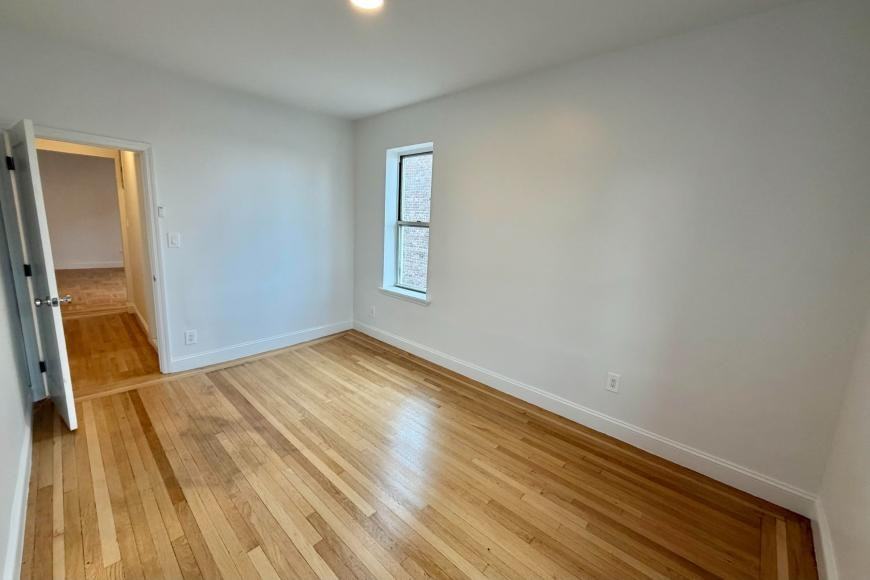 187 Pinehurst Ave - Photo 5 of 6