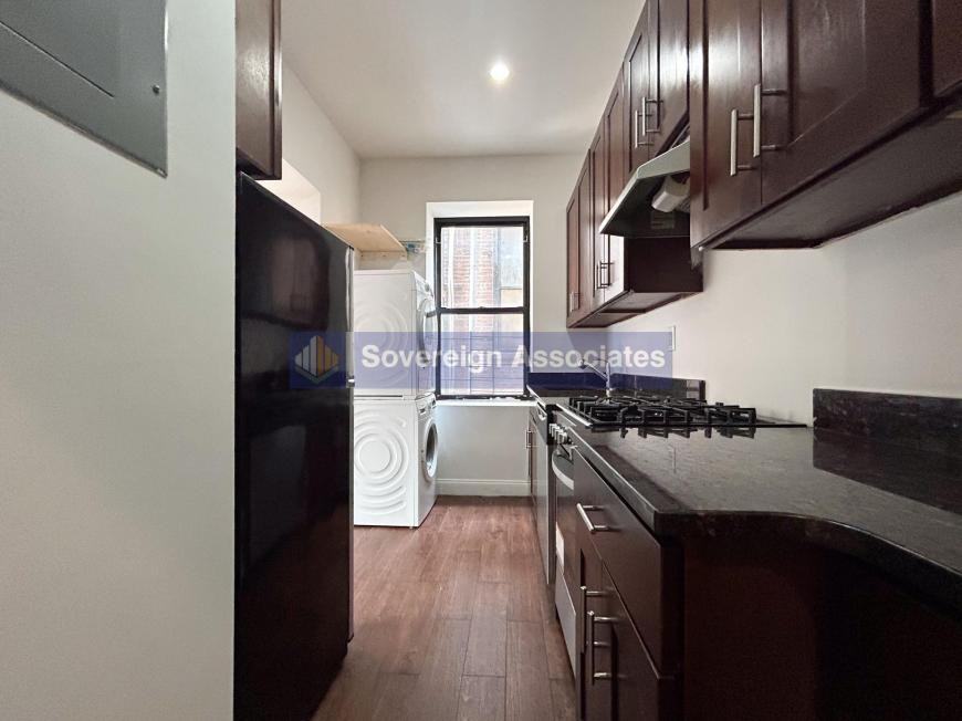 285 Saint Nicholas Ave - Photo 7 of 10