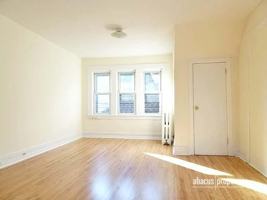 featured image of 712 Ditmas Ave
