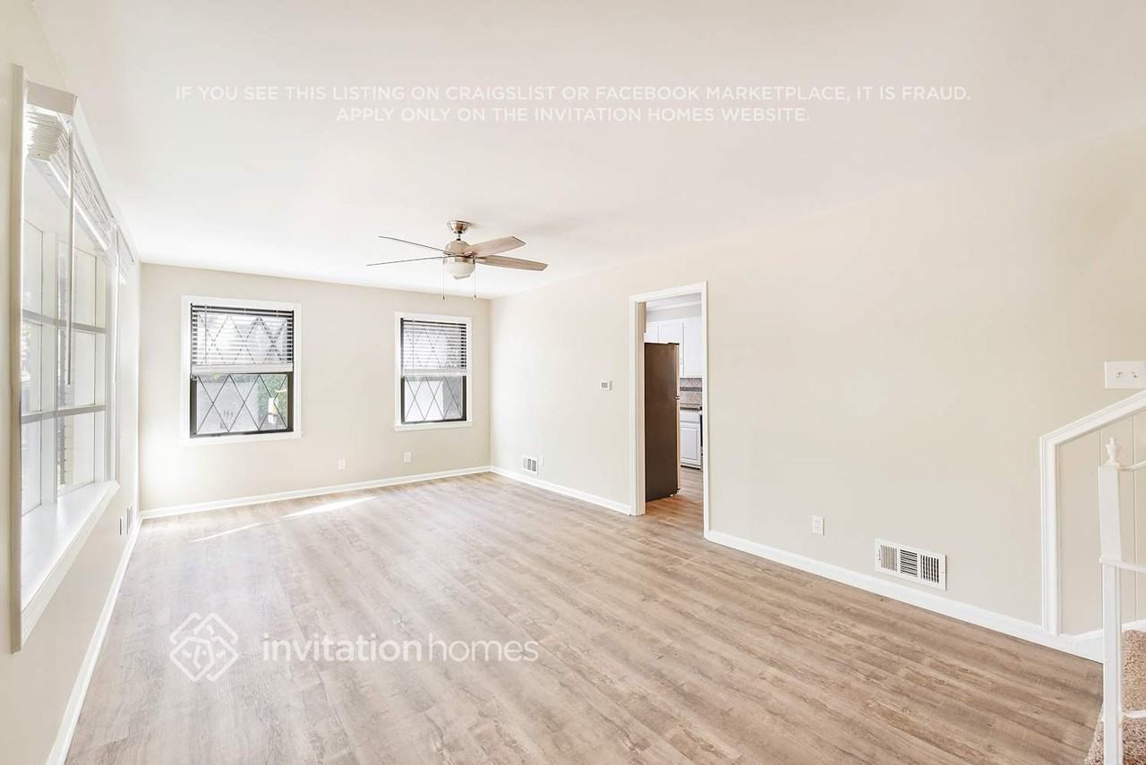 3938 Somerdale Ln - Photo 2 of 25