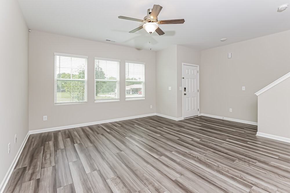 648 Wendell Falls Pkwy - Photo 6 of 17