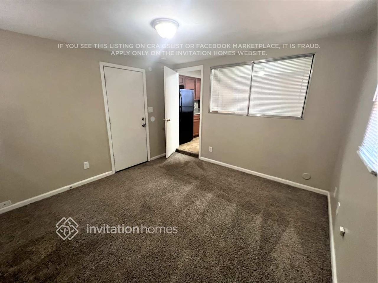 1021 S Revere - Photo 4 of 8