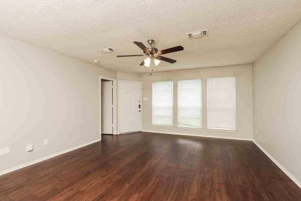 12248 Ortega St - Photo 5 of 16