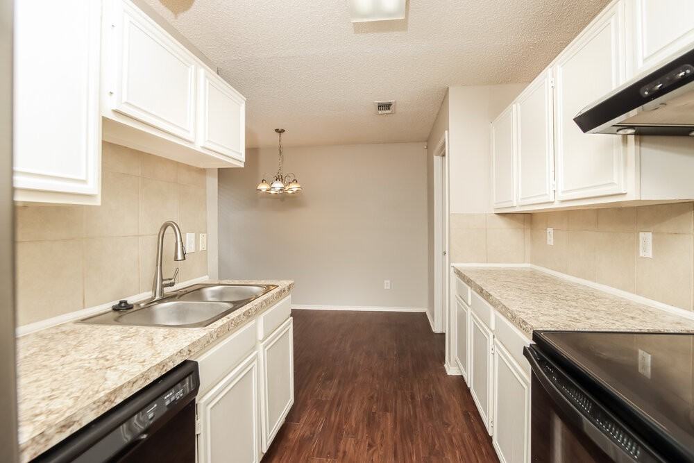 12248 Ortega St - Photo 7 of 16