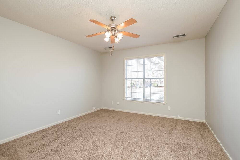 8725 Macon Rd - Photo 7 of 15