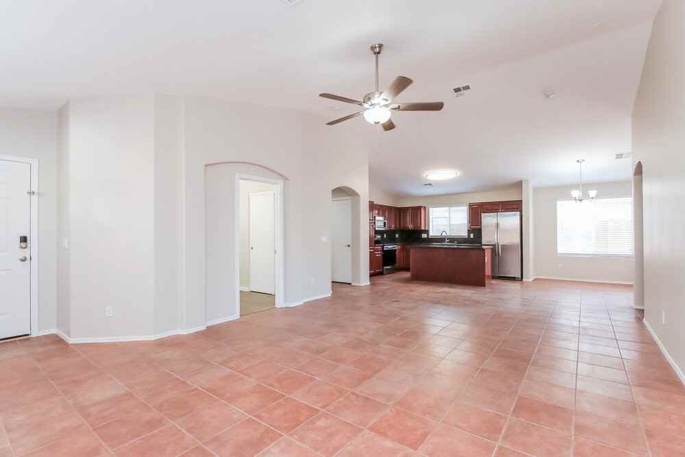3341 W Yellow Peak Dr - Photo 4 of 16