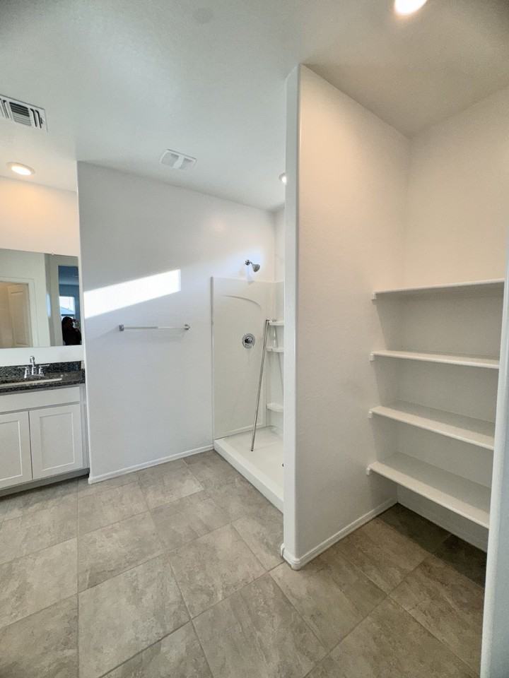 1137 W Chimes Tower Dr - Photo 4 of 50