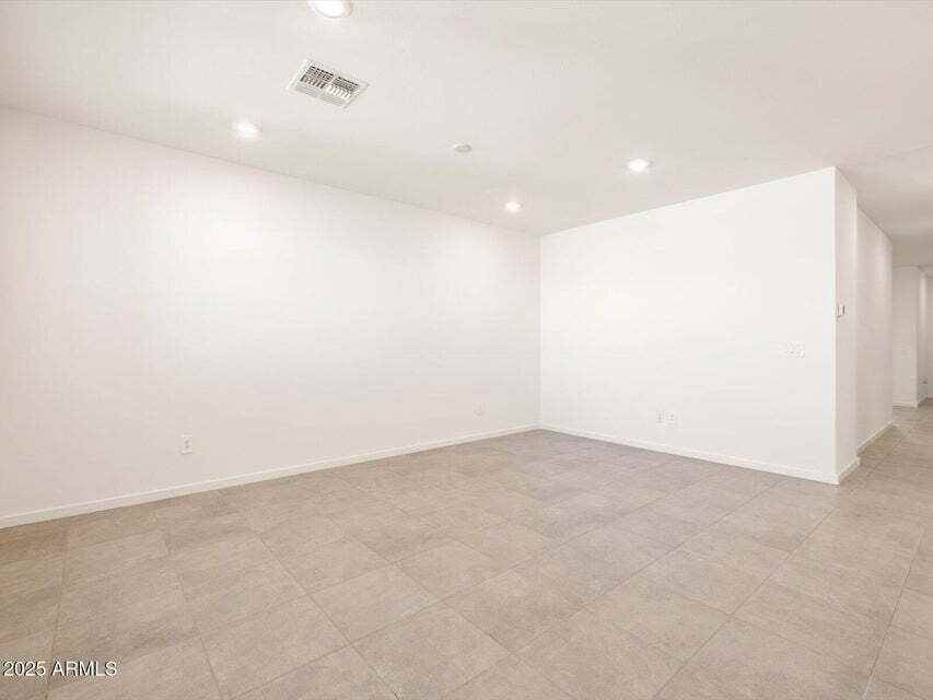 41740 W Sonoran Trl - Photo 2 of 34