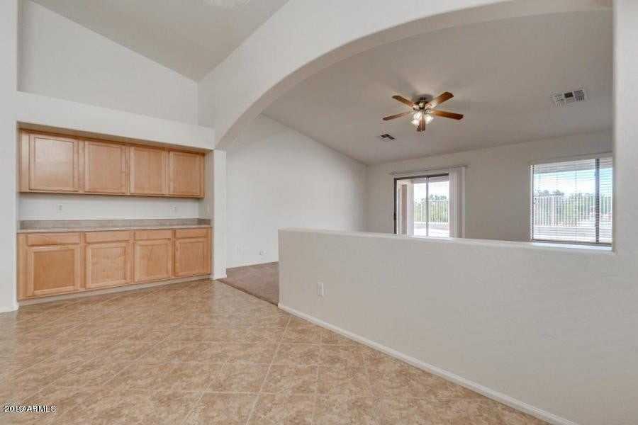 42376 W Chisholm Dr - Photo 2 of 21