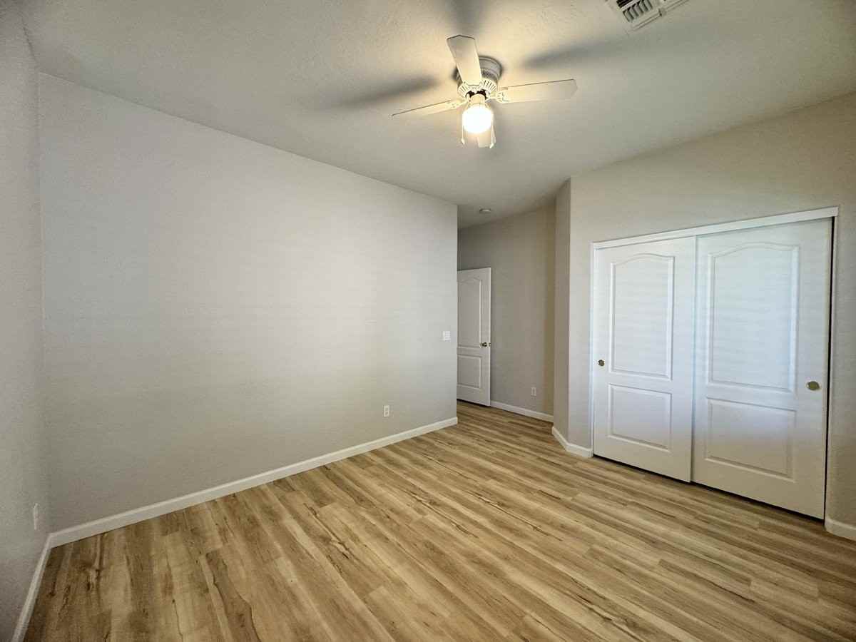 495 N Bluejay Dr - Photo 7 of 46