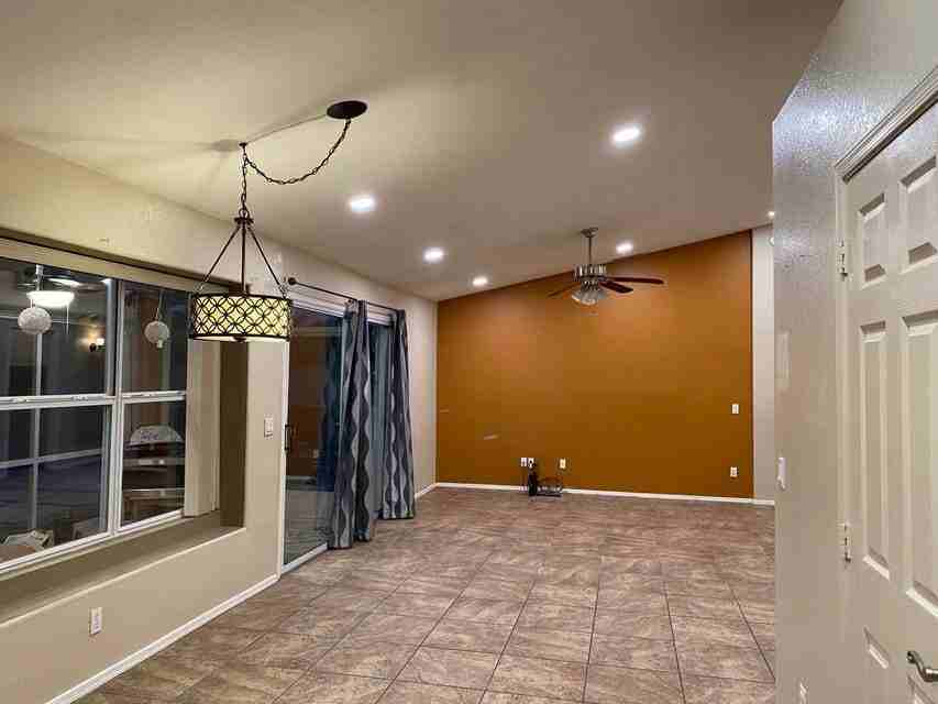 870 N Madrid Ln - Photo 7 of 37