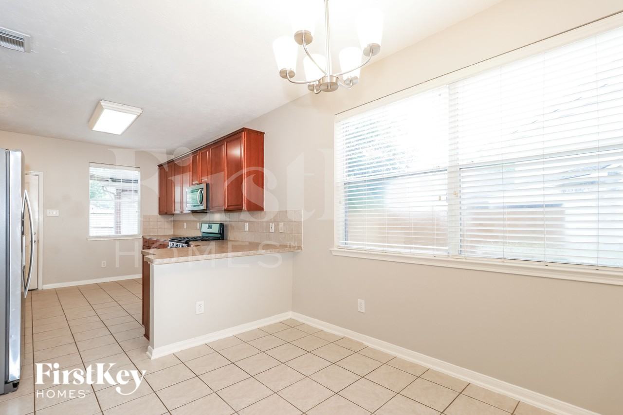 20935 Clovermeadow - Photo 6 of 16