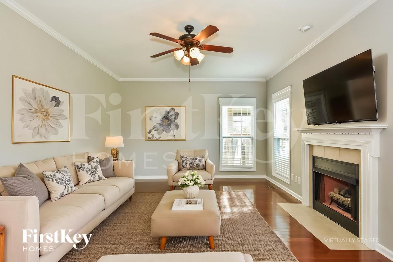 3707 Windmill Ct - Photo 4 of 18