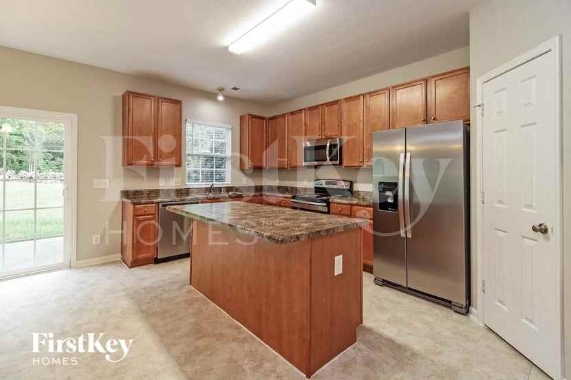 4707 Shady Oak Dr - Photo 6 of 15