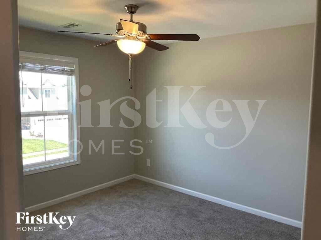 1349 Millet Dr - Photo 3 of 11