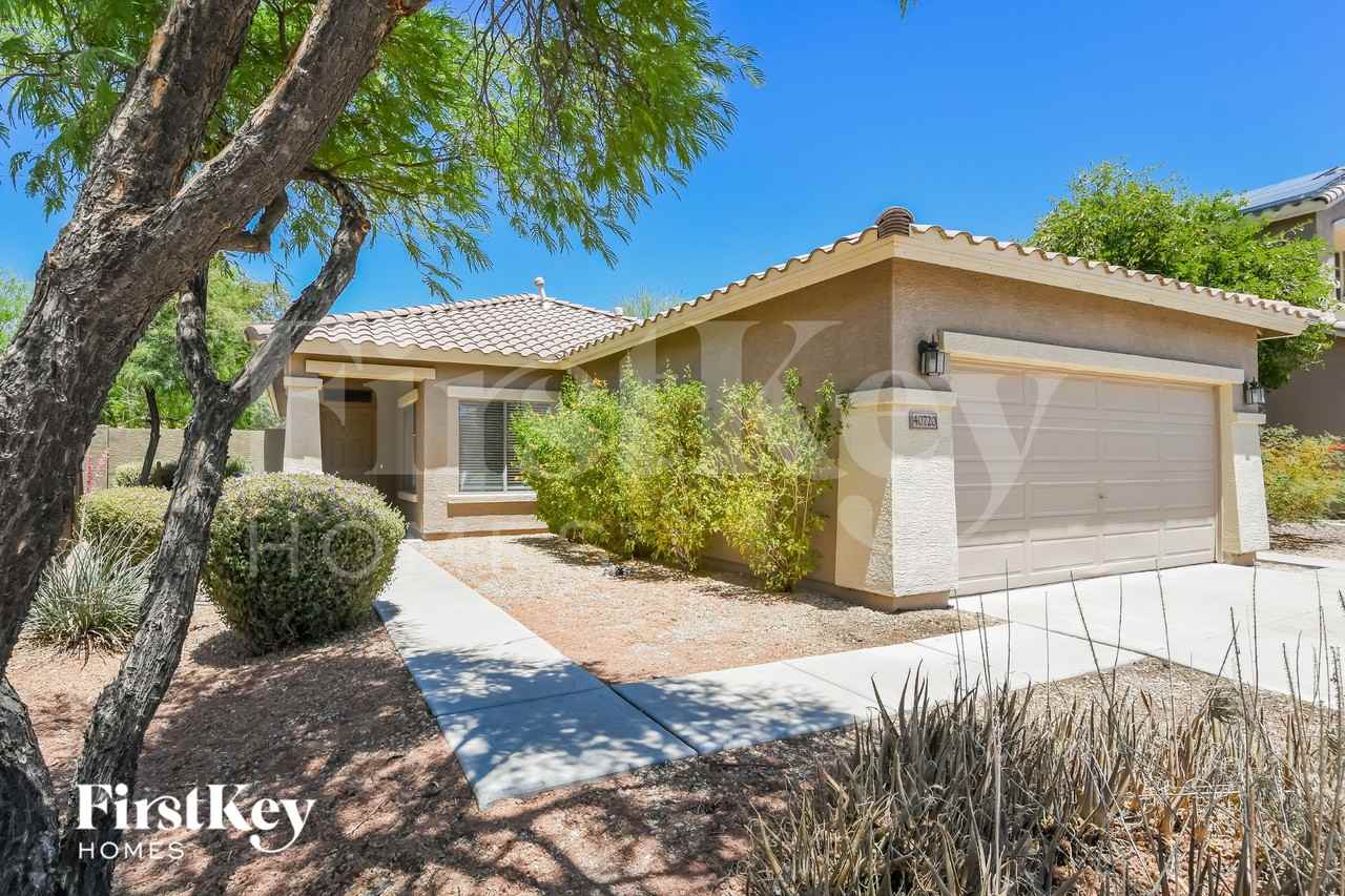 40720 N Territory Trl - Photo 2 of 15