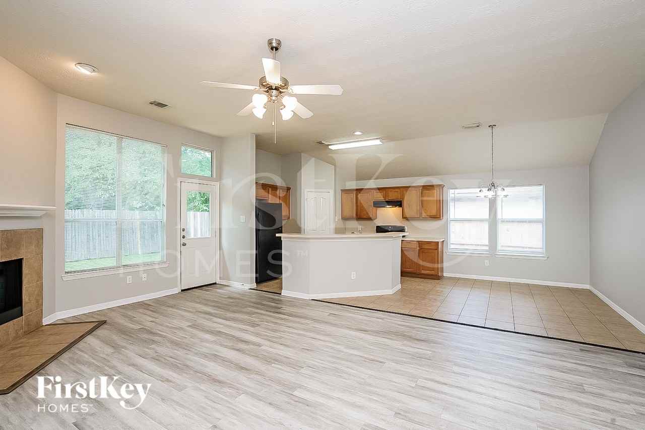 4531 Bridgevillage Dr - Photo 3 of 16
